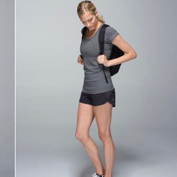 Lululemon Run: Swiftly Tech Short Hyper Stripe 4 - Picture 3 of 6